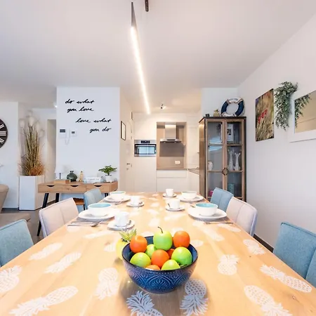 Cosy @ Sea With Terrace By Interhome * 오스텐드